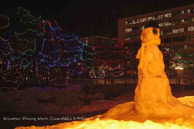 ../Images/030 Snowman Staying Warm.jpg